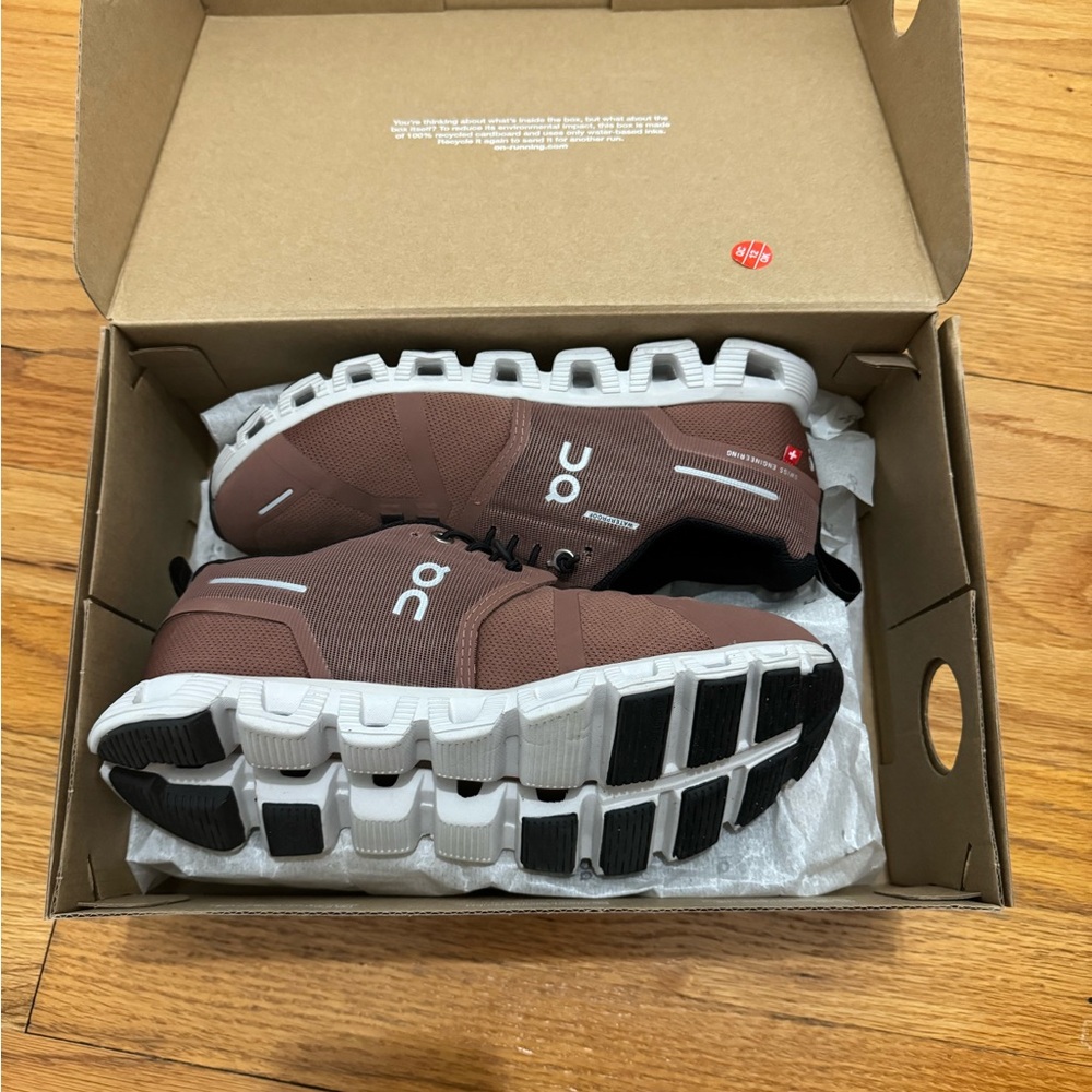 On Running Women’s Cloud 5 Waterproof Shoes - Cocoa / Frost